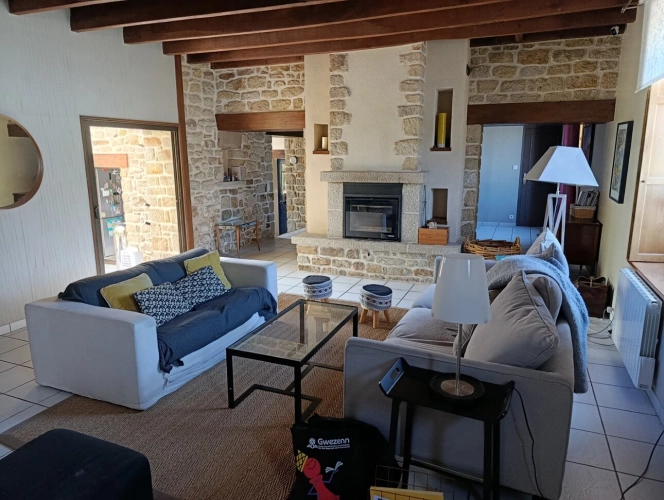 Photos 1 - Prestige - PLOËRDUT GRANDE PROPRIÉTÉ DE 253m² 12 PIÈCES COMPOSÉE DE DEUX MAISONS TRAVERSANTES UNE EXTENSION EN BOIS DE 252m² PARCELLES DE 6 HECTARES 3 ENVIRON