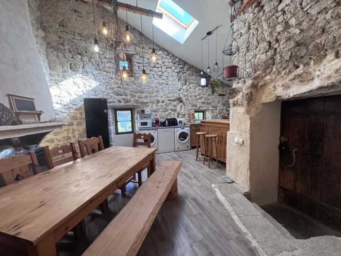 Photos 15 - Prestige - À VENDRE – PROPRIETE EN PIERRES RÉNOVÉE – LA PIARRE – NATURE & AUTHENTICITÉ