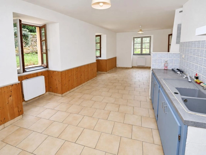 Photos 9 - Prestige - Ensemble immobilier de 3 maisons - Environ 253 m² habitables - 7 chambres - Terrain arboré de 2 790 m²  - 3 garages - Toitures refaites