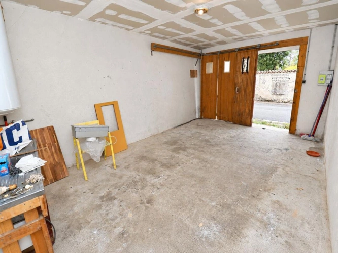Photos 19 - Prestige - Ensemble immobilier de 3 maisons - Environ 253 m² habitables - 7 chambres - Terrain arboré de 2 790 m²  - 3 garages - Toitures refaites