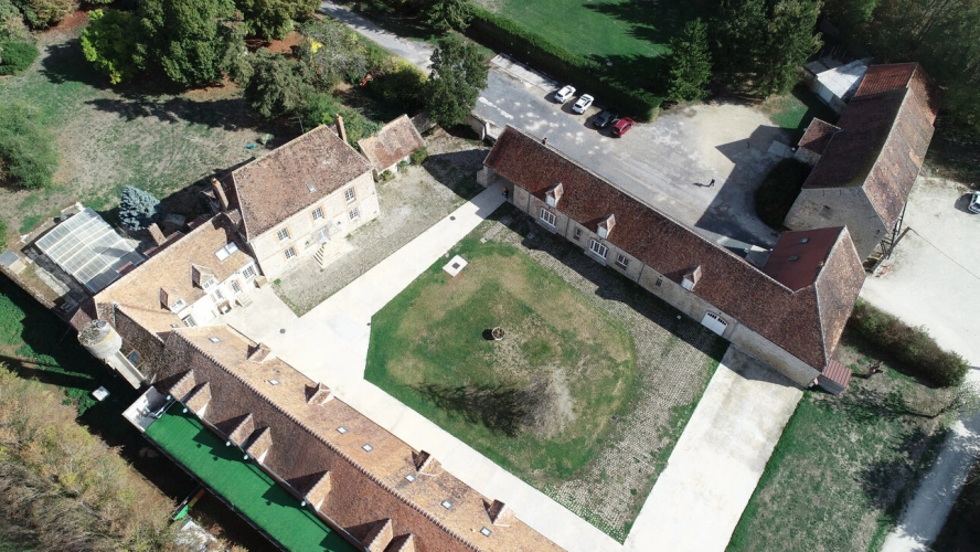Photos 2 - Rurale - MORMANT (77)  à vendre propriété évènementiel en activité, salle de réception 283 m2