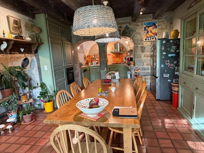 Photos 5 - Rurale - Propriété de caractère en pierre avec piscine et dépendance, à deux pas de Figeac