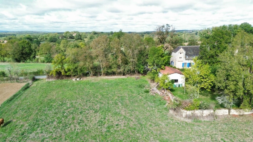 Photos 29 - Rurale - Propriété de caractère en pierre avec piscine et dépendance, à deux pas de Figeac