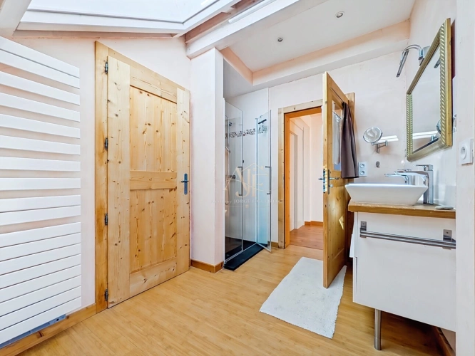 Photos 12 - Rurale - Propriete à vendre 6 pièces CHAMPANGES (74) Propriété de caractère de 236 m2 – Élégance alpine, volumes remarquables et prestations haut de gamme