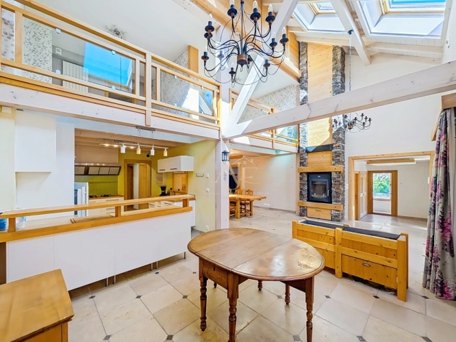Photos 1 - Rurale - Propriete à vendre 9 pièces CHAMPANGES (74) Propriété de caractère de 312 m2 avec appartement indépendant – Élégance alpine, volumes remarquables et prestations haut de gamme