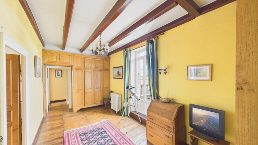 Photos 6 - Prestige - Élégant manoir charentais avec gîtes, piscine chauffée et vaste terrain
