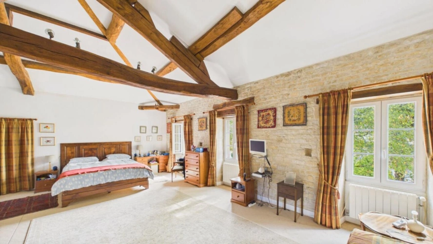 Photos 7 - Prestige - Élégant manoir charentais avec gîtes, piscine chauffée et vaste terrain