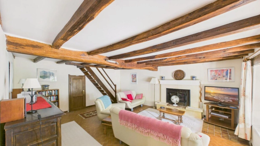 Photos 12 - Prestige - Élégant manoir charentais avec gîtes, piscine chauffée et vaste terrain