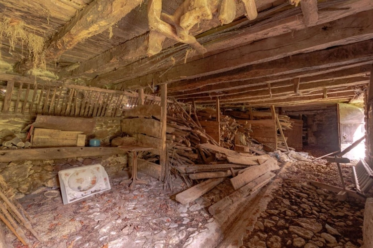Photos 19 - Rurale - Corps de ferme en U à rénover - 500 m² et 2,4 ha - Proche de Najac, limite Tarn et Aveyron