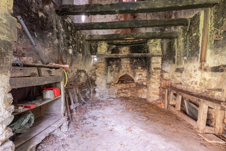 Photos 18 - Rurale - Corps de ferme en U à rénover - 500 m² et 2,4 ha - Proche de Najac, limite Tarn et Aveyron