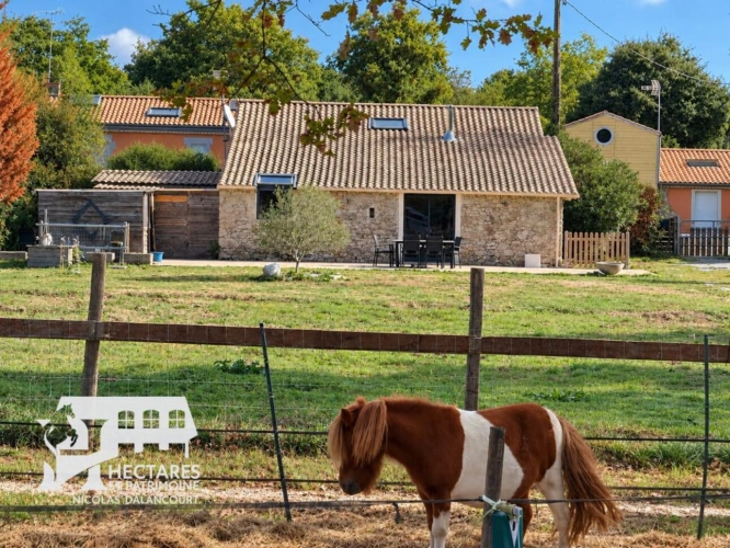 Photos 1 - Équestre - PROPRIÉTÉ ÉQUESTRE   9 HECTARES   MAISON 134 M2   MANÈGE   C