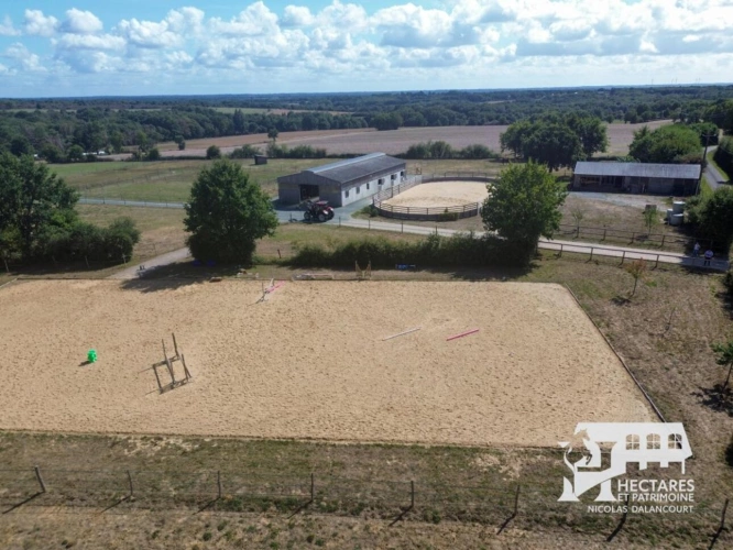 Photos 1 - Equestrian - PROPRIÉTÉ ÉQUESTRE  14,5 HA  MAISON RÉNOVÉE  INSTALLATIONS R