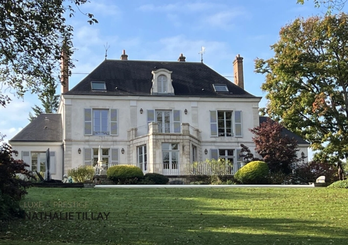 Photos 3 - Prestige - Propriété, OLIVET avendre, bord du Loiret, parc, piscine a debordement, garage a bateau