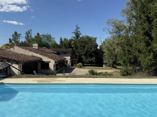 Photos 1 - Rurale - Maison de campagne avec piscine
