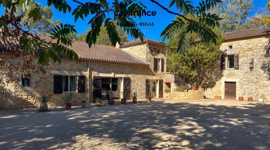 Photos 2 - Prestige - Propriete à vendre 10 pièces MONTAYRAL (47) de 255m2 habitables avec 1,6ha de terrain paysager