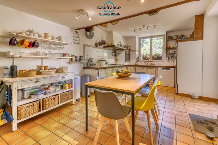 Photos 11 - Prestige - Propriete à vendre 10 pièces MONTAYRAL (47) de 255m2 habitables avec 1,6ha de terrain paysager