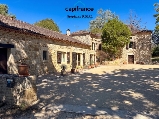 Photos 22 - Prestige - Propriete à vendre 10 pièces MONTAYRAL (47) de 255m2 habitables avec 1,6ha de terrain paysager