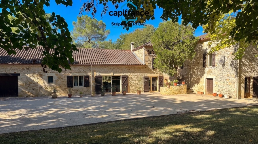 Photos 23 - Prestige - Propriete à vendre 10 pièces MONTAYRAL (47) de 255m2 habitables avec 1,6ha de terrain paysager