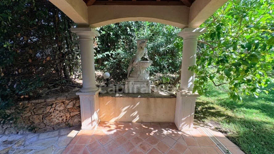 Photos 4 - Prestige - Propriete à vendre 6 pièces SAINT RAPHAEL (83)