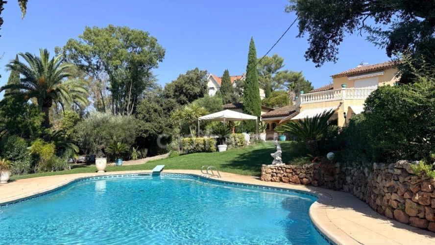 Photos 6 - Prestige - Propriete à vendre 6 pièces SAINT RAPHAEL (83)