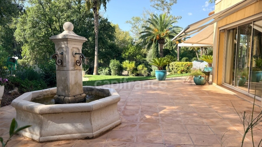 Photos 11 - Prestige - Propriete à vendre 6 pièces SAINT RAPHAEL (83)
