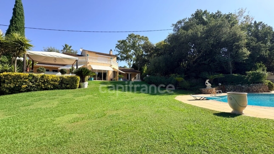 Photos 21 - Prestige - Propriete à vendre 6 pièces SAINT RAPHAEL (83)