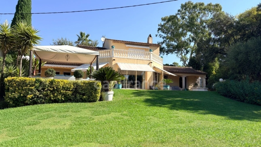 Photos 23 - Prestige - Propriete à vendre 6 pièces SAINT RAPHAEL (83)