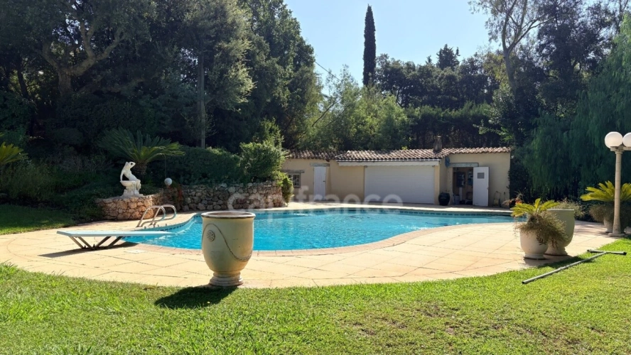 Photos 24 - Prestige - Propriete à vendre 6 pièces SAINT RAPHAEL (83)
