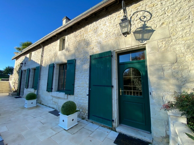 Photos 18 - Prestige - Dpt Vienne (86), à vendre à Thuré,  Maison de Maître 16 pièces 670m2-35720 m2