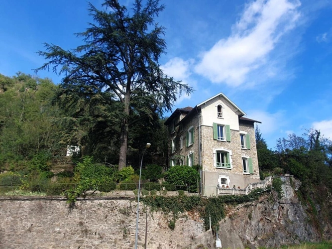 Photos 1 - Prestige - Propriété de charme aux portes de la ville