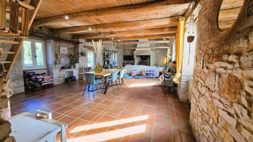 Photos 6 - Rurale - Quercynoise 250 m² piscine et bois sur 2 ha