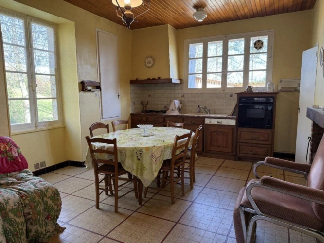 Photos 9 - Touristique - Maison d'époque avec maison d'amis et grand parc