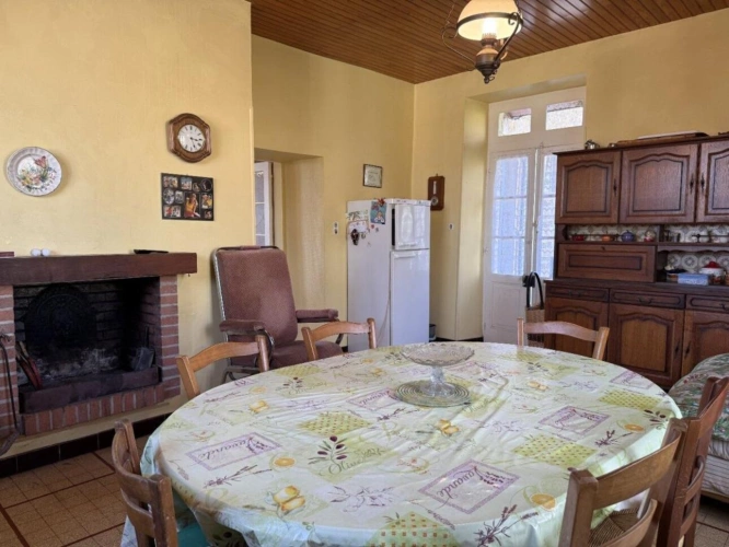 Photos 10 - Touristique - Maison d'époque avec maison d'amis et grand parc