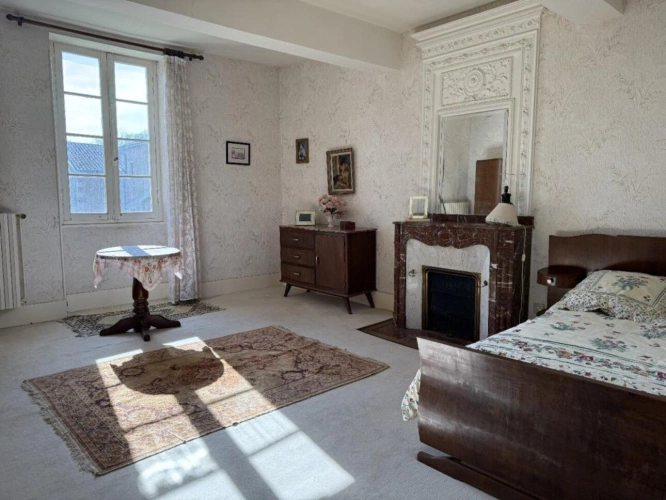 Photos 13 - Touristique - Maison d'époque avec maison d'amis et grand parc