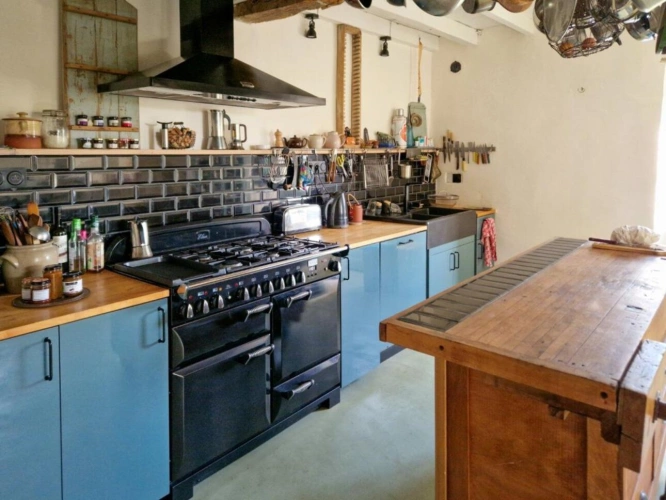 Photos 18 - Touristique - BELLE MAISON DE CARACTERE EN PIERRES AVEC 3,5HA ET LAC