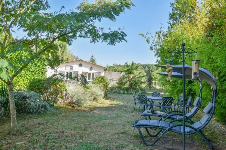 Photos 14 - Rurale - Chatterie professionnelle avec maison charentaise – Charente