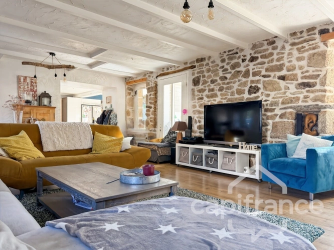 Photos 3 - Rurale - MAISON DE CARACTÈRE À LANNILIS - PROCHE CENTRE - 5 CHAMBRES - VÉRANDA PLEIN SUD, JARDIN ET DÉPENDANCES