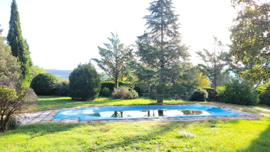 Photos 3 - Rurale - Propriété de caractère avec grand jardin privatif, à seulement 5 minutes  de Villefranche de Rouergue