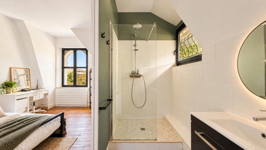 Photos 12 - Prestige - Maison de caractère de 355m² avec piscine  et studio indépendant