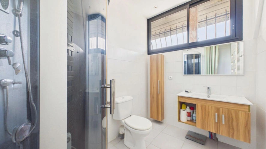 Photos 19 - Prestige - Maison de caractère de 355m² avec piscine  et studio indépendant