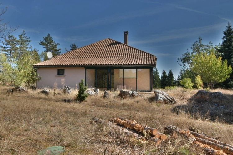 Photos 11 - Prestige - Le domaine dont vous reviez de près de 9 hectares