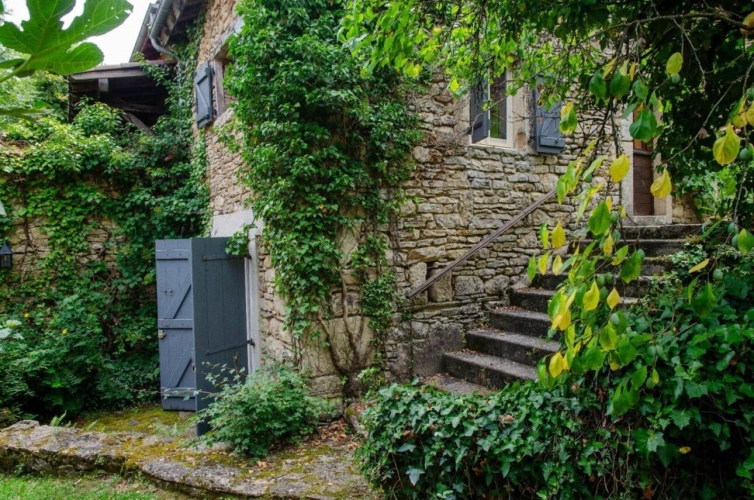 Photos 21 - Rurale - Propriété de Caractère XIV ième siècle avec Gites et Chambres d'Hôtes
