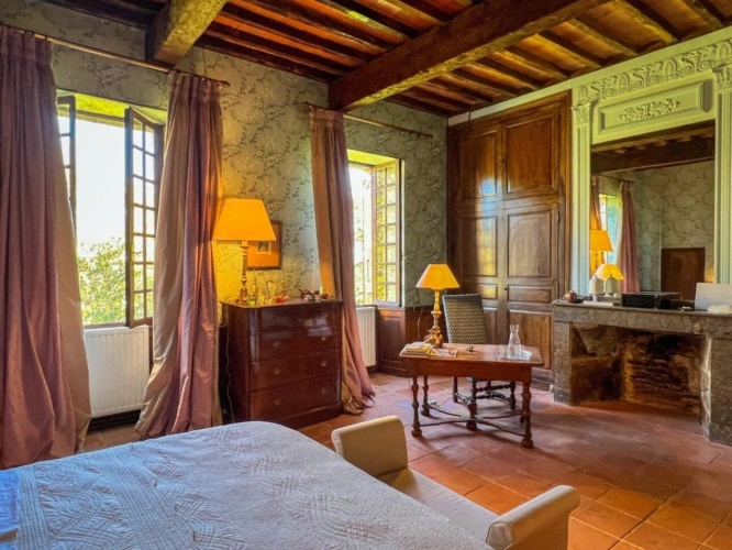 Photos 2 - Prestige - Château gascon du XV° siècle, près de Lectoure, remanié au XVI° dans le goût de la Renaissance italienne