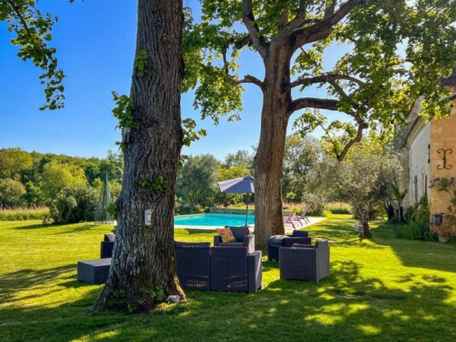 Photos 13 - Prestige - Château gascon du XV° siècle, près de Lectoure, remanié au XVI° dans le goût de la Renaissance italienne