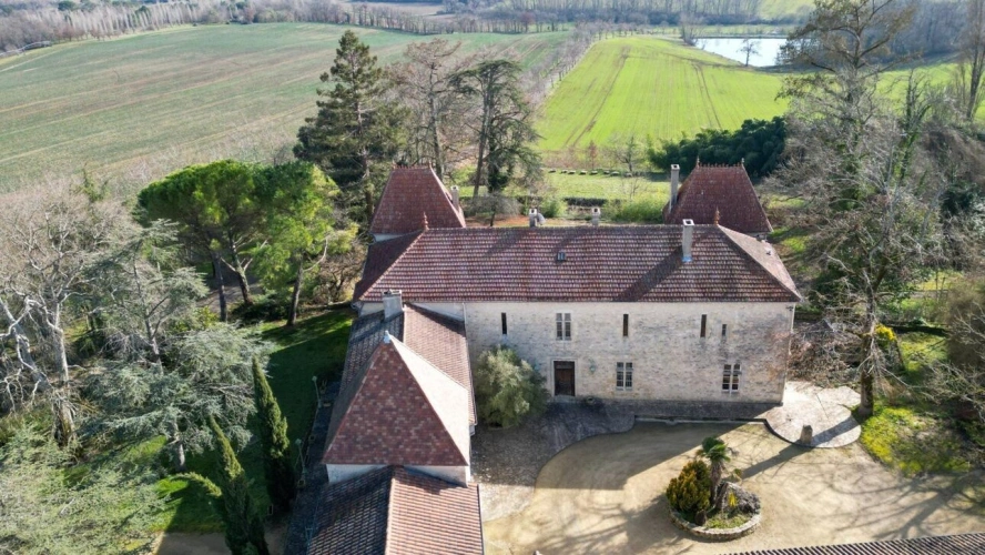 Photos 14 - Prestige - Superbe château avec vue panoramique, élégance et charme