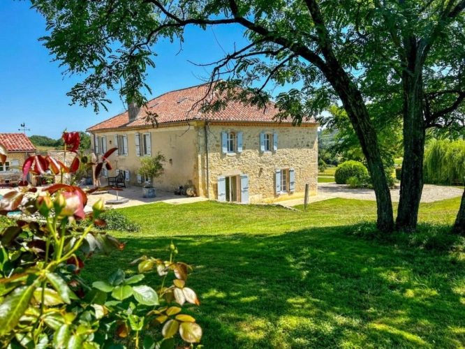 Photos 10 - Prestige - Magnifique propriété en pierre, restaurée, avec 4 hectares de terrain, à proximités de Condom et Lectoure