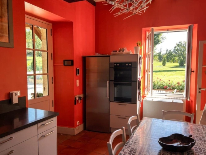 Photos 4 - Touristique - Maison élégante de style chartreuse avec maison d'amis dans un parc privé