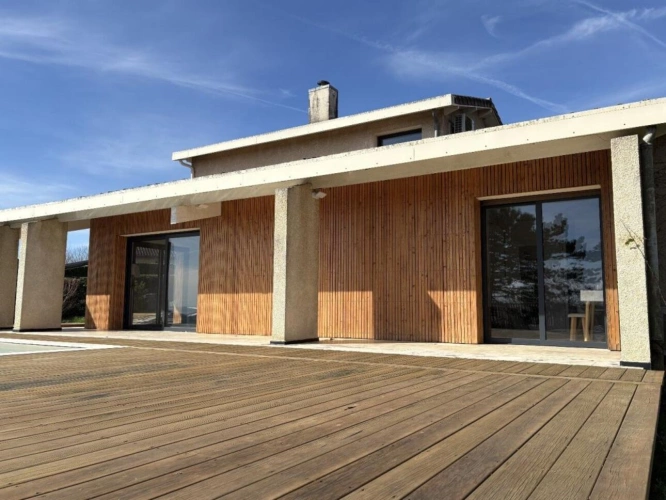 Photos 1 - Prestige - Maison contemporaine de 194m2 avec très belles vues à Lectoure