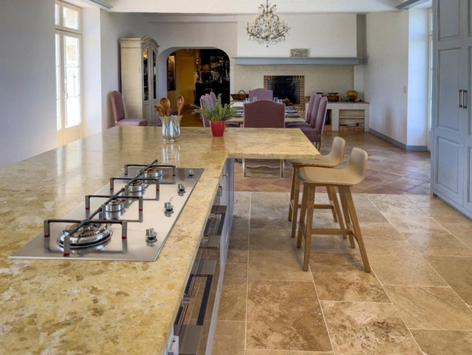 Photos 12 - Prestige - Une propriété de caractère superbement restaurée, avec vues panoramiques