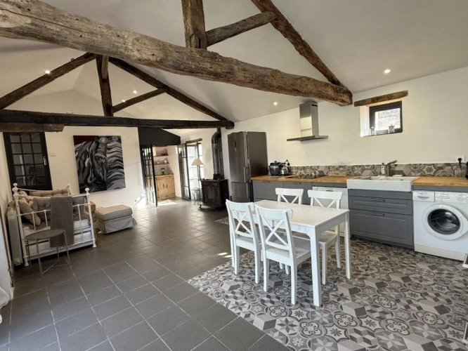 Photos 4 - Prestige - Propriété de campagne de 271m2 avec 5 chambres, piscine et 7896m2 de jardin